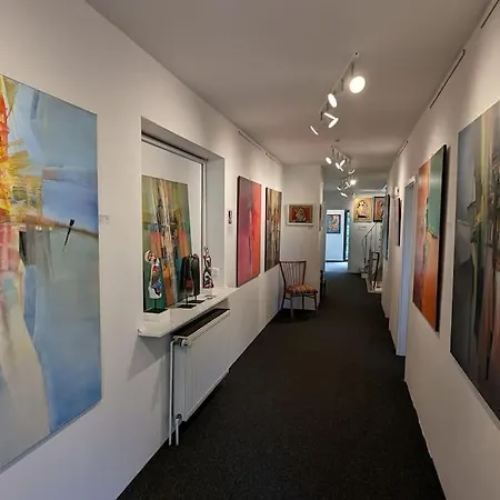 Wohnen In Der Galerie